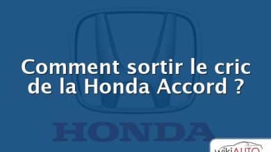 Comment sortir le cric de la Honda Accord ?