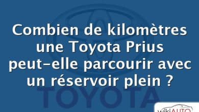 Combien de kilomètres une Toyota Prius peut-elle parcourir avec un réservoir plein ?