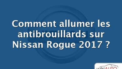 Comment allumer les antibrouillards sur Nissan Rogue 2017 ?