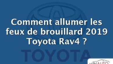 Comment allumer les feux de brouillard 2019 Toyota Rav4 ?