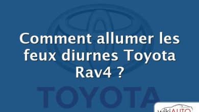 Comment allumer les feux diurnes Toyota Rav4 ?