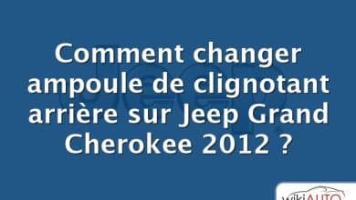 Comment changer ampoule de clignotant arrière sur Jeep Grand Cherokee 2012 ?
