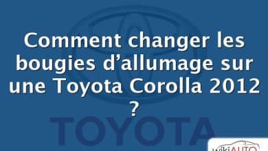 Comment changer les bougies d’allumage sur une Toyota Corolla 2012 ?