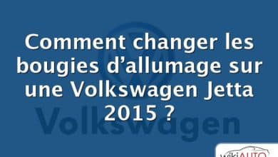Comment changer les bougies d’allumage sur une Volkswagen Jetta 2015 ?