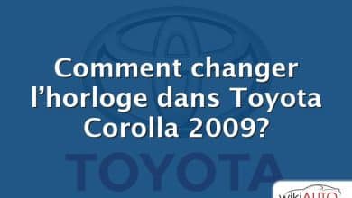 Comment changer l’horloge dans Toyota Corolla 2009?