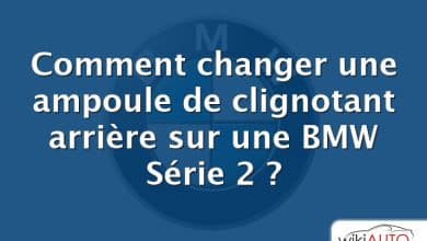 Comment changer une ampoule de clignotant arrière sur une BMW Série 2 ?