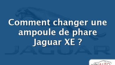 Comment changer une ampoule de phare Jaguar XE ?