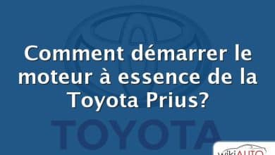 Comment démarrer le moteur à essence de la Toyota Prius?