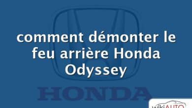 comment démonter le feu arrière Honda Odyssey