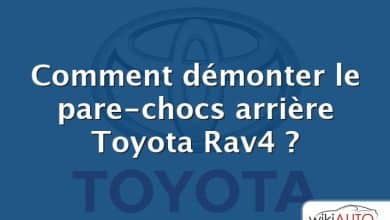 Comment démonter le pare-chocs arrière Toyota Rav4 ?