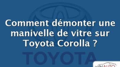 Comment démonter une manivelle de vitre sur Toyota Corolla ?