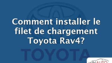 Comment installer le filet de chargement Toyota Rav4?