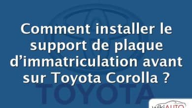 Comment installer le support de plaque d’immatriculation avant sur Toyota Corolla ?