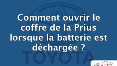 Comment ouvrir le coffre de la Prius lorsque la batterie est déchargée ?