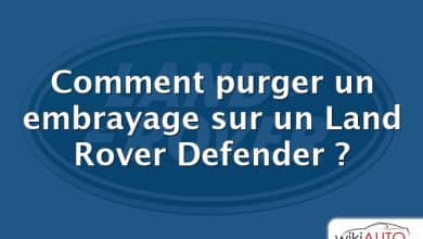 Comment purger un embrayage sur un Land Rover Defender ?
