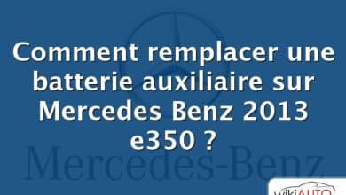 Comment remplacer une batterie auxiliaire sur Mercedes Benz 2013 e350 ?