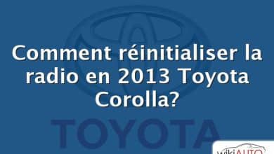 Comment réinitialiser la radio en 2013 Toyota Corolla?