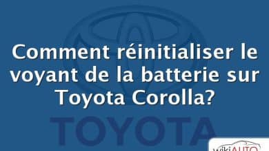 Comment réinitialiser le voyant de la batterie sur Toyota Corolla?