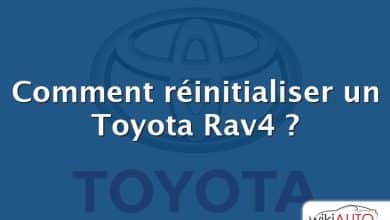 Comment réinitialiser un Toyota Rav4 ?