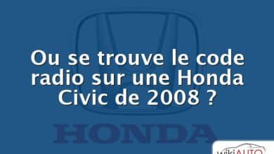Ou se trouve le code radio sur une Honda Civic de 2008 ?