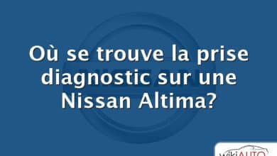 Où se trouve la prise diagnostic sur une Nissan Altima?