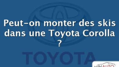 Peut-on monter des skis dans une Toyota Corolla ?